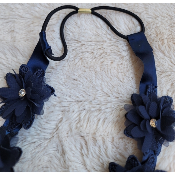 Navy flower headband - Picture 12 of 16